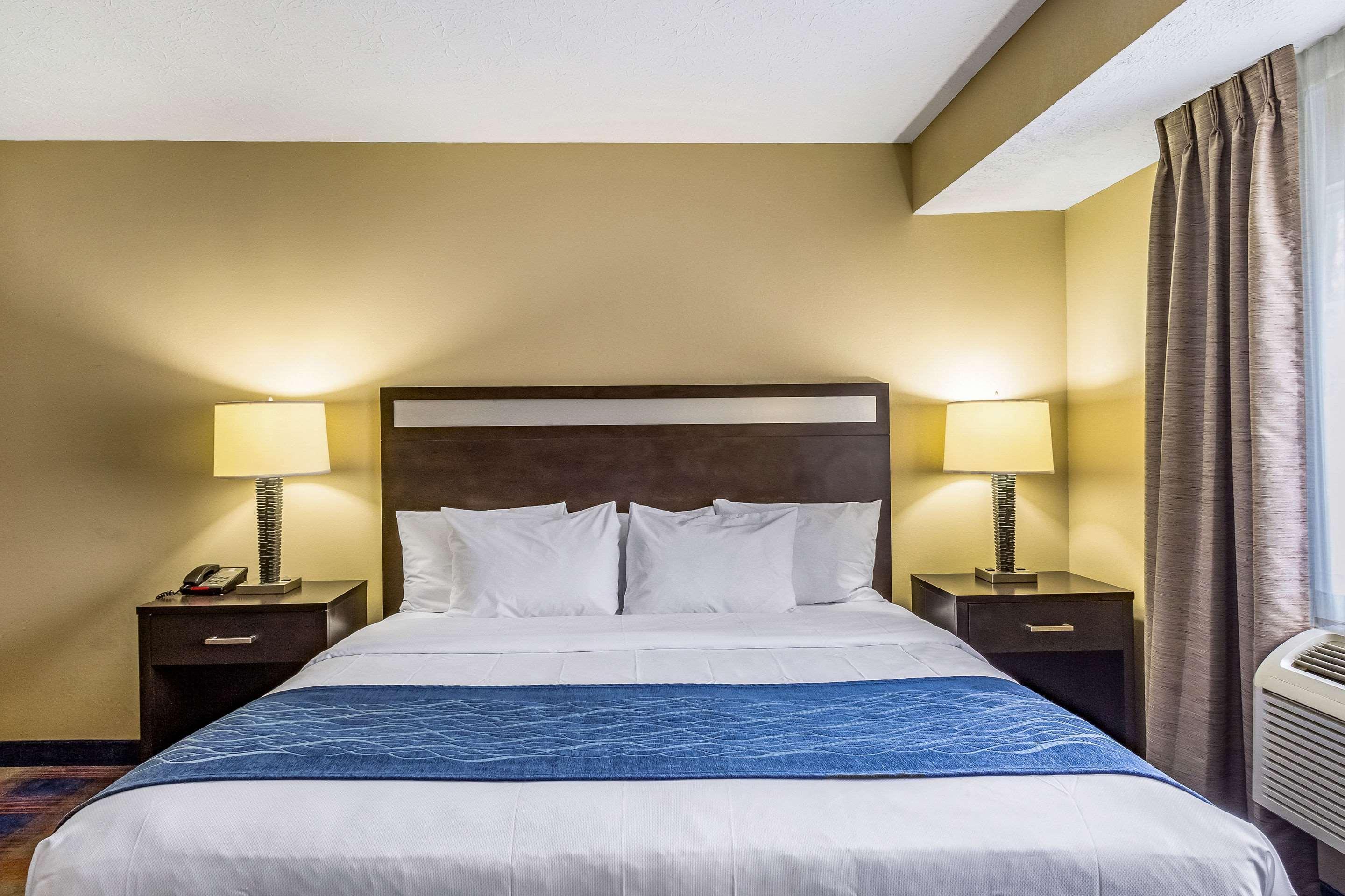 Comfort Inn Independence Bagian luar foto