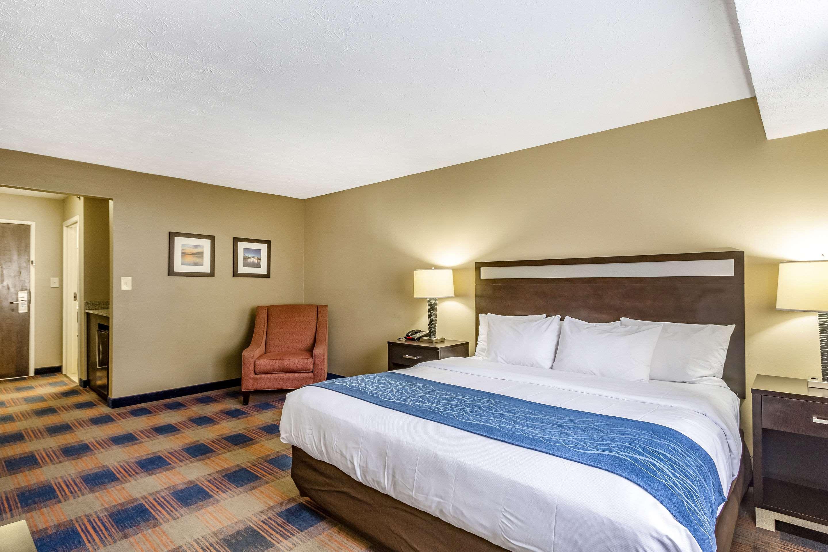 Comfort Inn Independence Bagian luar foto