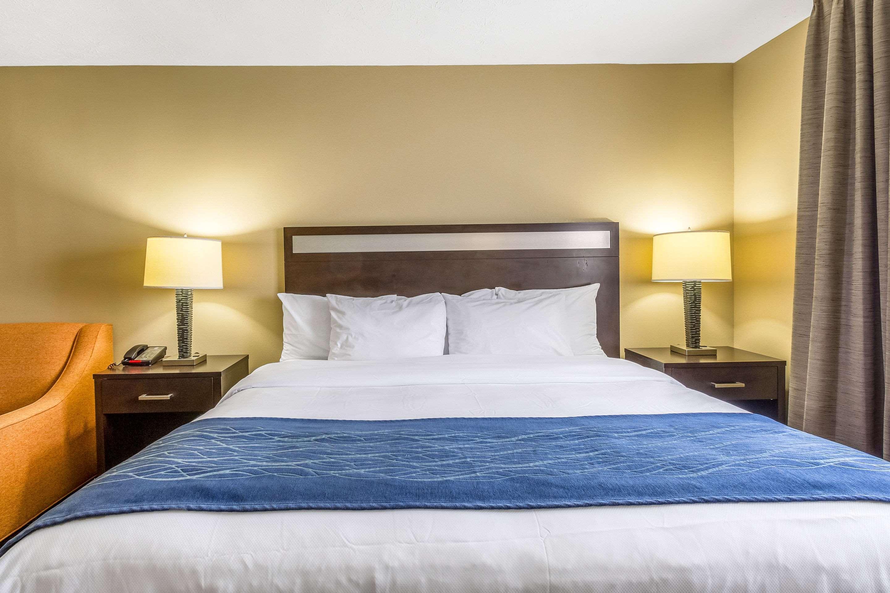 Comfort Inn Independence Bagian luar foto
