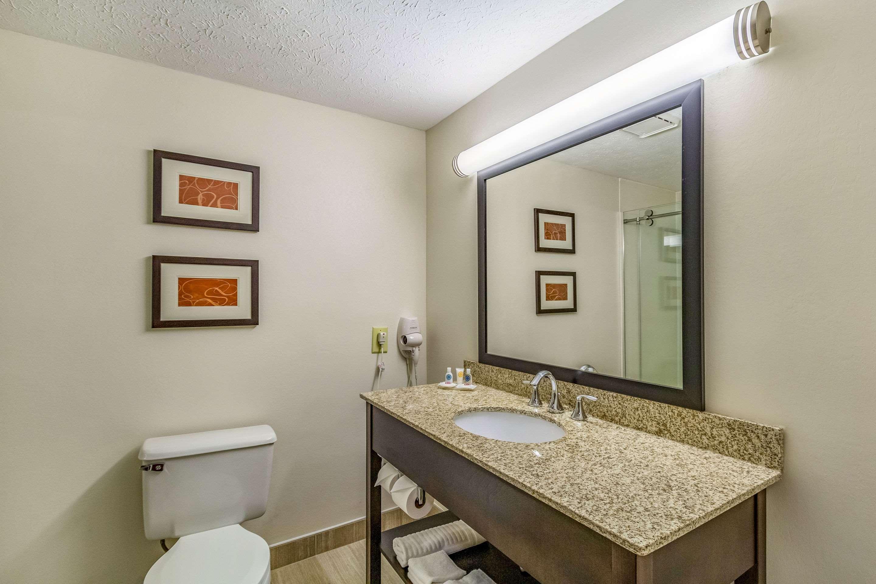 Comfort Inn Independence Bagian luar foto