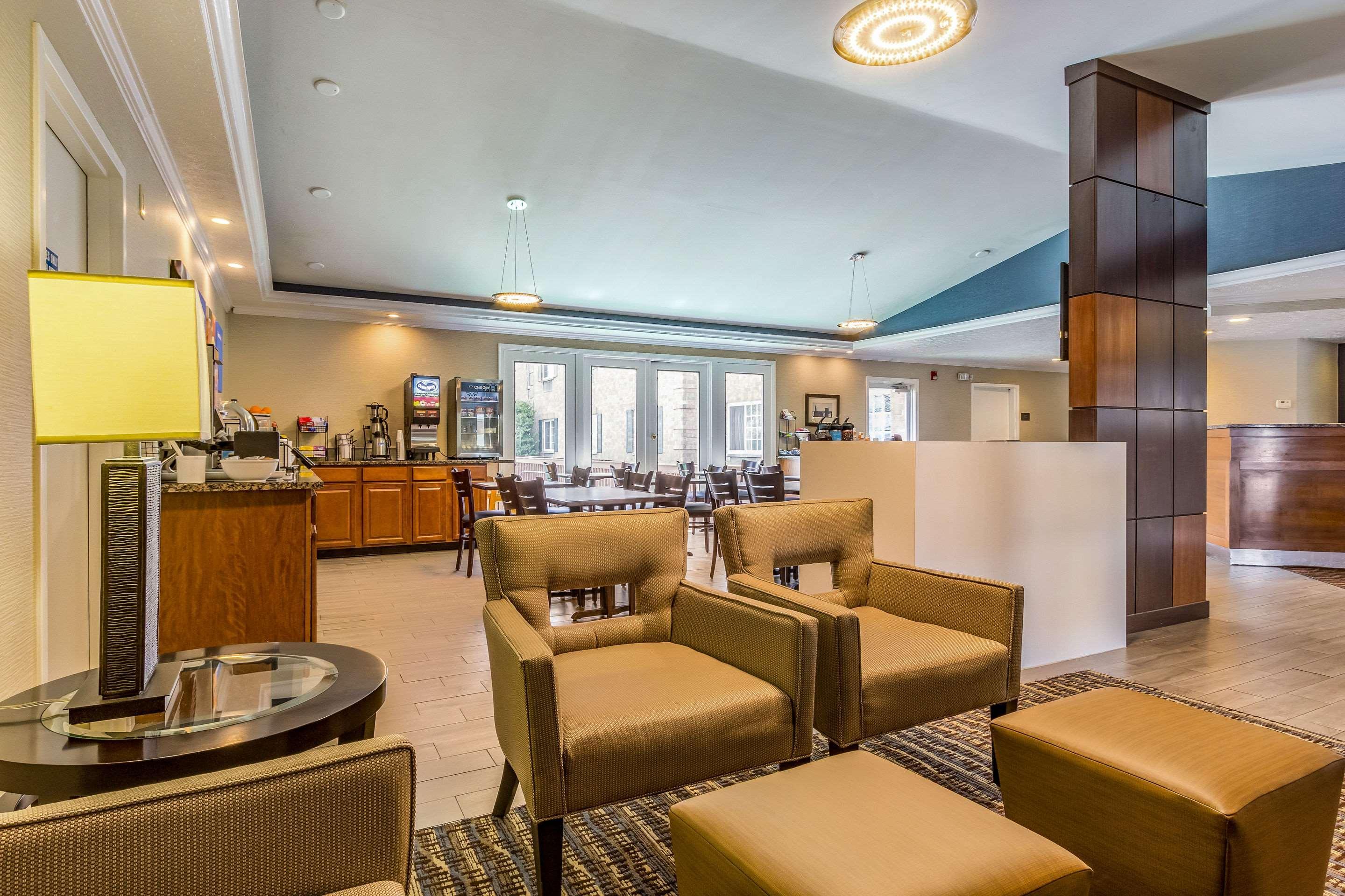 Comfort Inn Independence Bagian luar foto