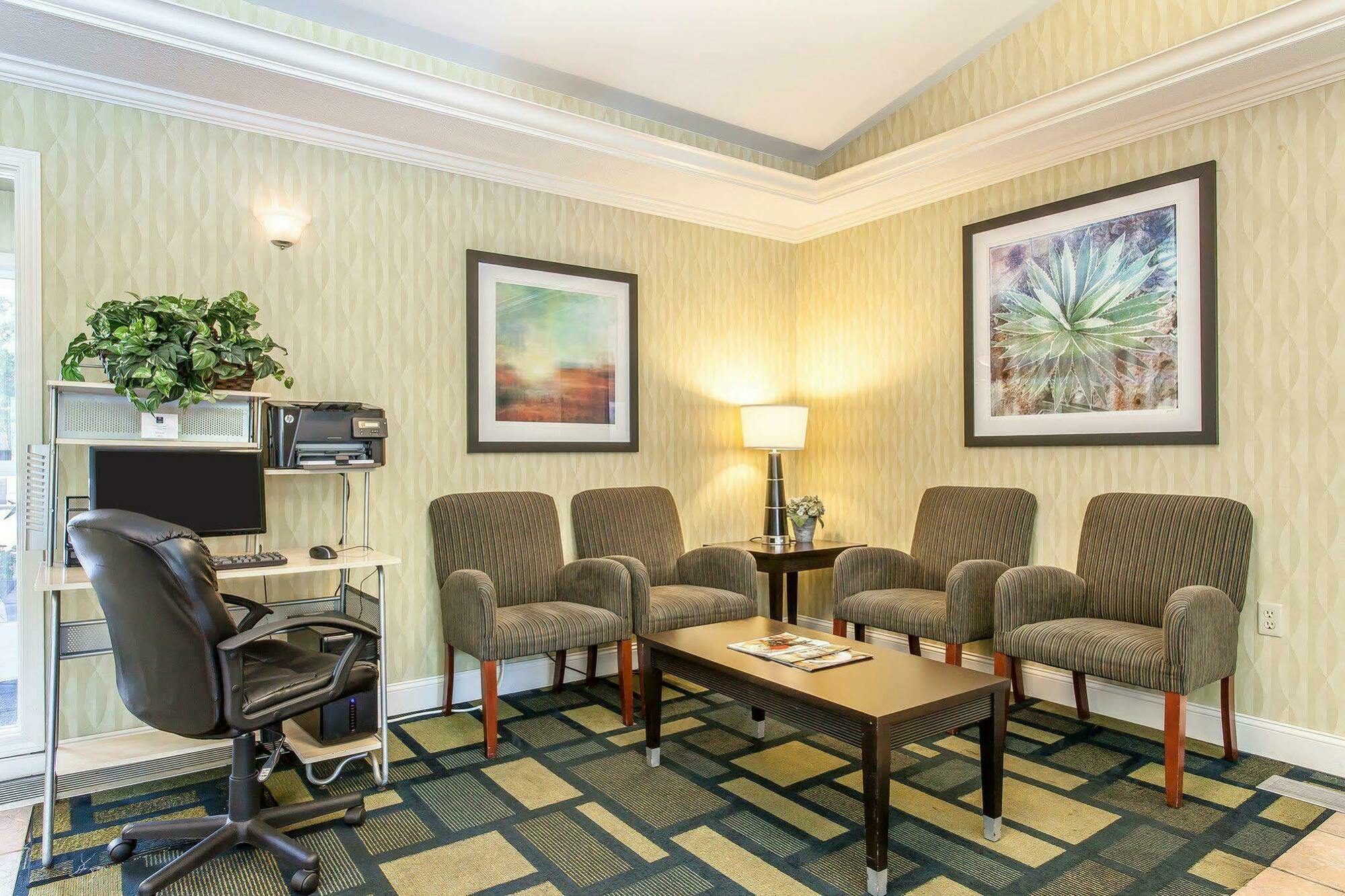 Comfort Inn Independence Bagian luar foto