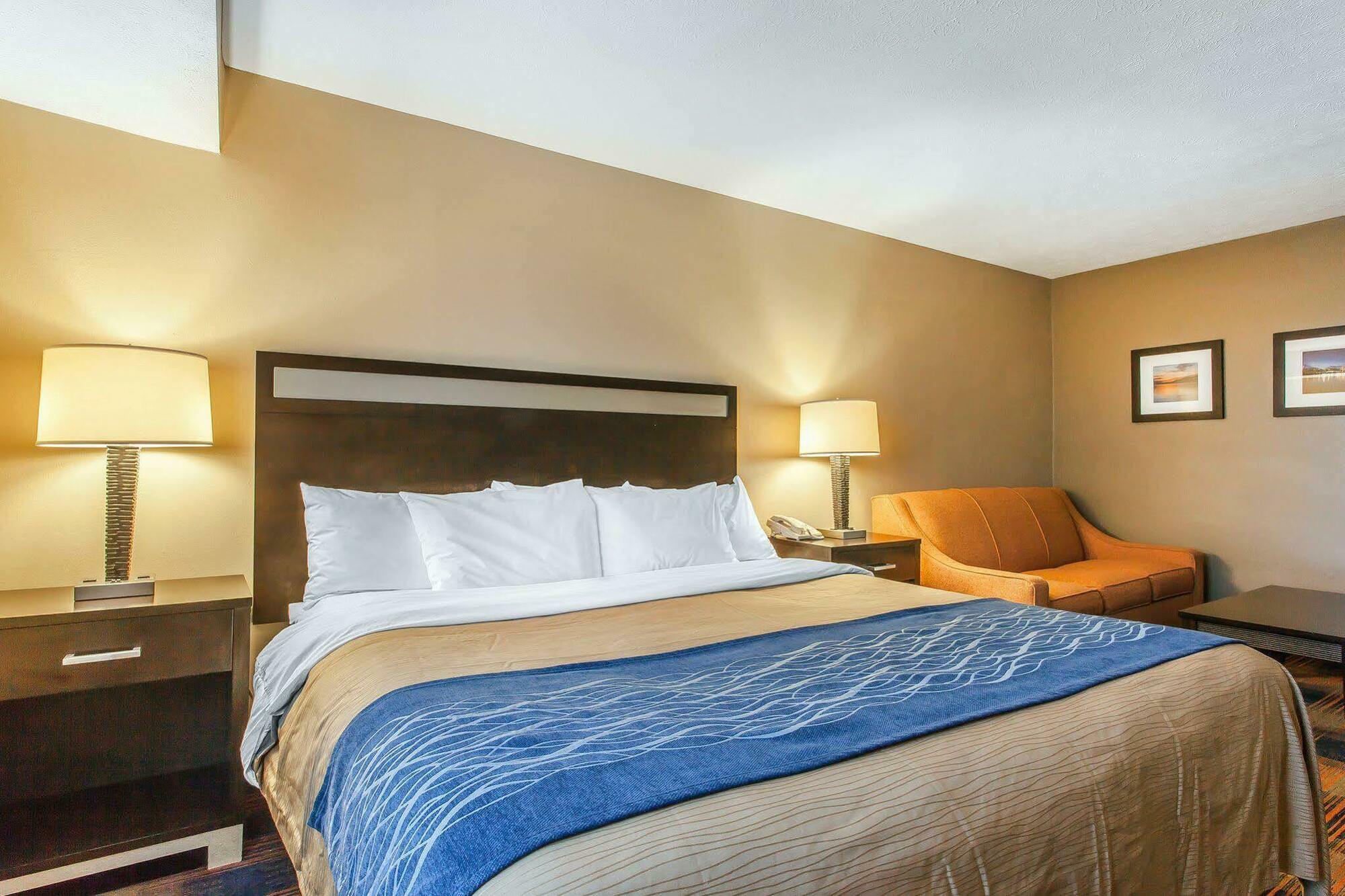 Comfort Inn Independence Bagian luar foto